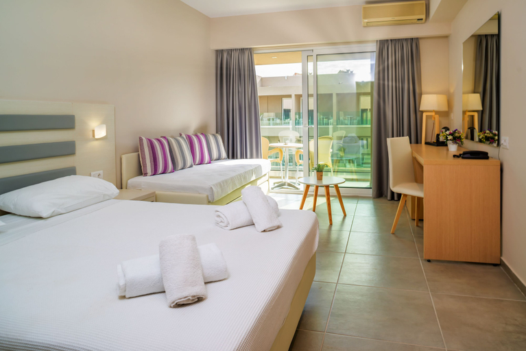Bedroom 3, CNic Gemini Hotel, Ionian Islands