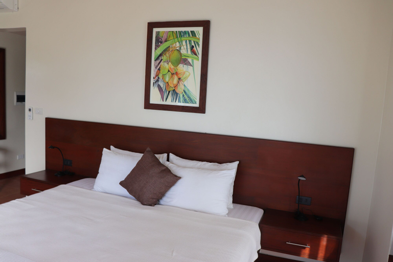 Bedroom 4, Island View Beachfront Resort, Anda