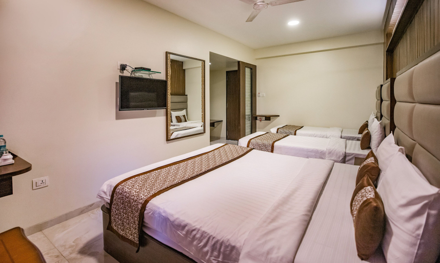 Bedroom 3, Hotel 24 Seven, Nashik