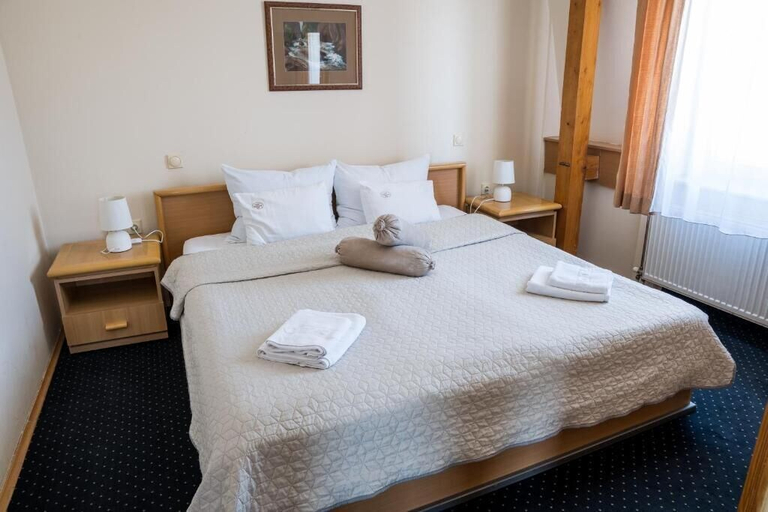 Bedroom 4, Garni Hotel Panorama Lux, Niš