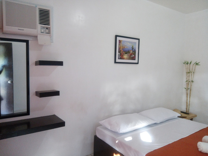Bedroom 3, Dahilig Resort, Puerto Galera