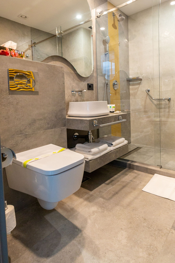 Bathroom 5, Mandachi Hotel & SPA, Moara Nica