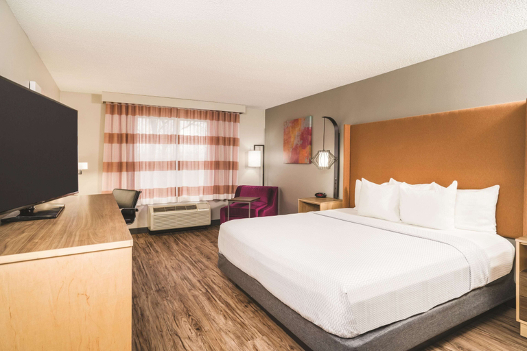 Bedroom 3, La Quinta Inn & Suites by Wyndham Chattanooga North - Hixson, Hamilton