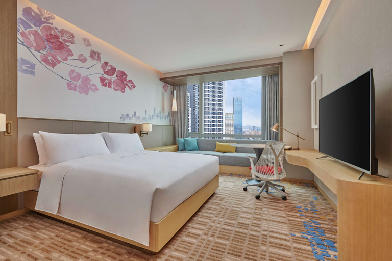 Bedroom 3, Hilton Garden Inn Shenzhen Guangming, Shenzhen