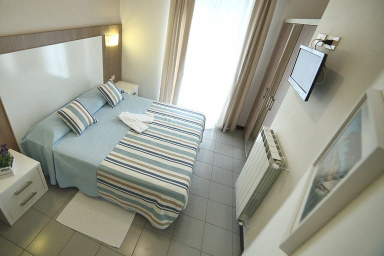 Bedroom 3, Hotel Villa Rosa, Genova