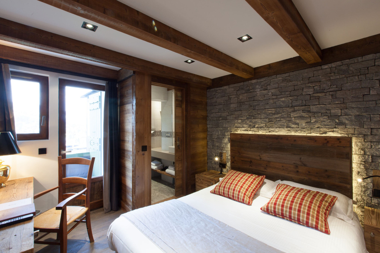 Bedroom 4, Au Coin Du Feu, Haute-Savoie