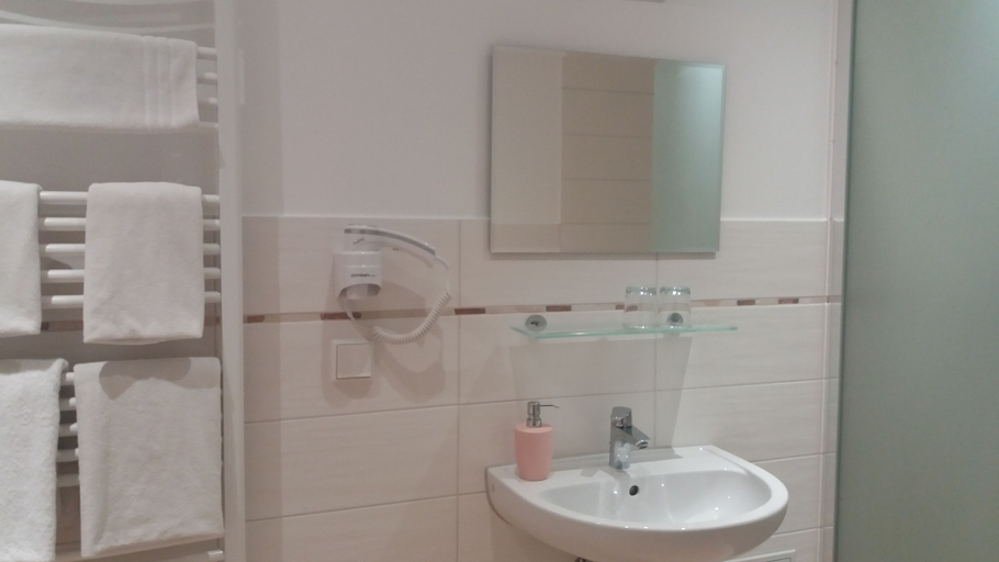 Bathroom 3, Motel Zur goldenen Krone, Rostock