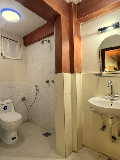 Bathroom 3, Thamel Seasons Hotel, Bagmati