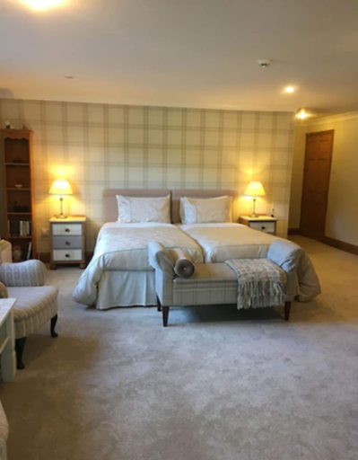 Bedroom 3, Acorn Court Country House, Powys