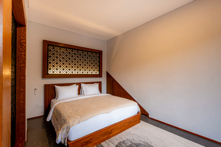 Bedroom 12