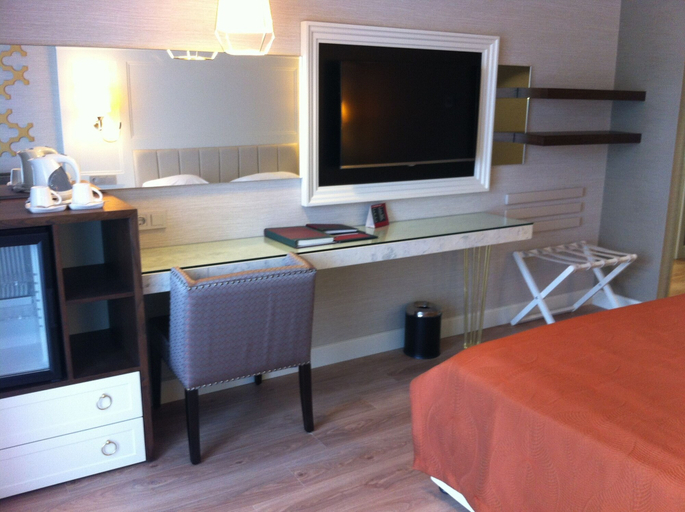 Bedroom 3, Fame Residence Kemer & Spa - All Inclusive, Kemer