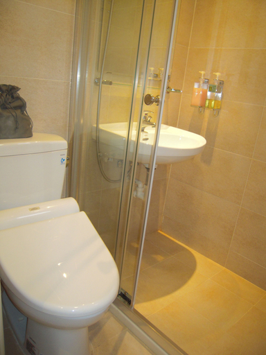 Bathroom 4, Chiu Chunt Dint, New Taipei City