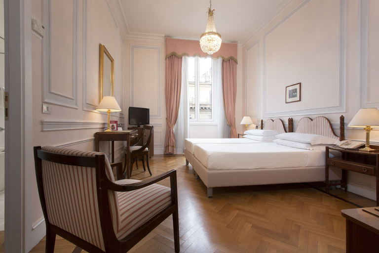 Bedroom 2, Hotel Quirinale, Rome