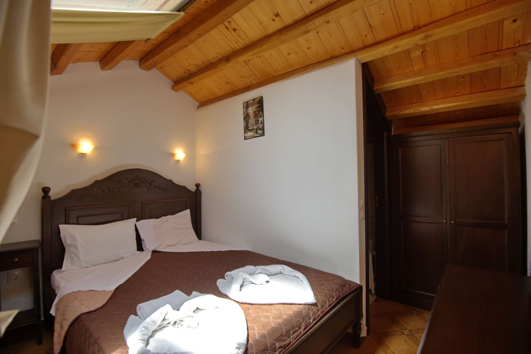 Bedroom 5, Marilena Apartments, Thessaly