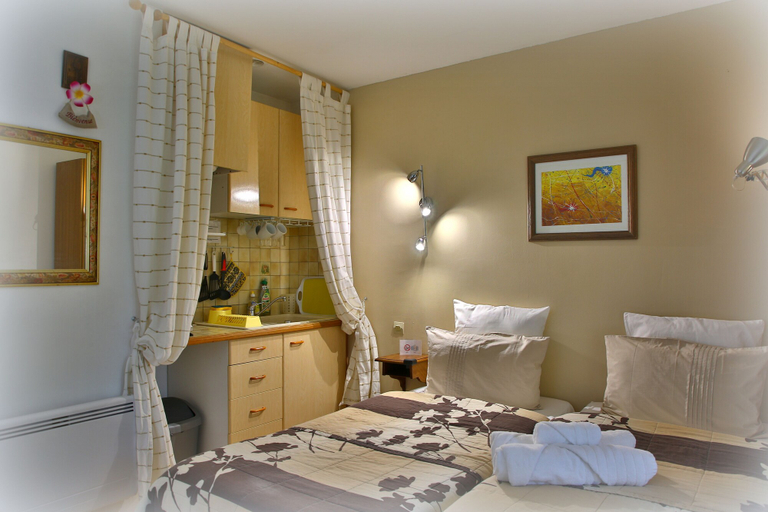 Bedroom 4, Beau Vallon - Gîte et Chambres d'Hôtes, Pyrénées-Orientales