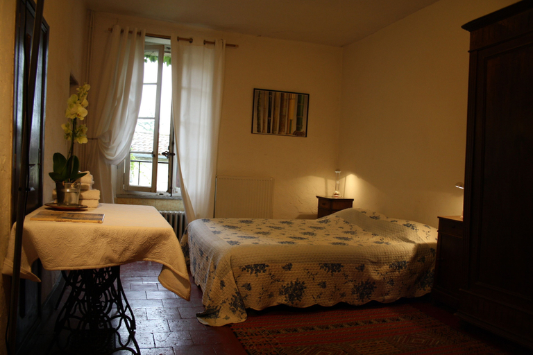 Bedroom 4, Auberge Le Tilleul, chambres d'hôtes, Gard