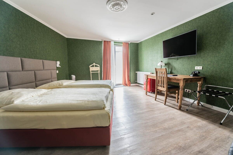 Bedroom 4, Kurfürstenhof, Bonn