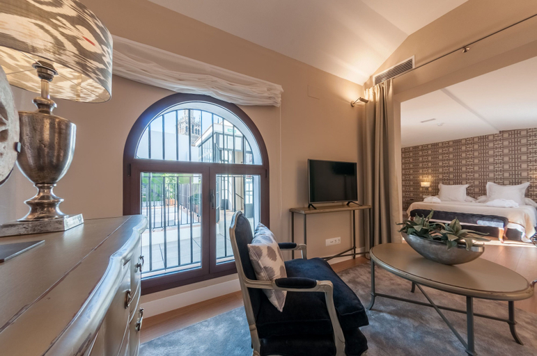 Others 5, Suites Murillo Catedral, Sevilla