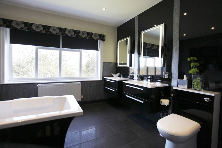 Bathroom 4, Park Manor Hotel, North Yorkshire