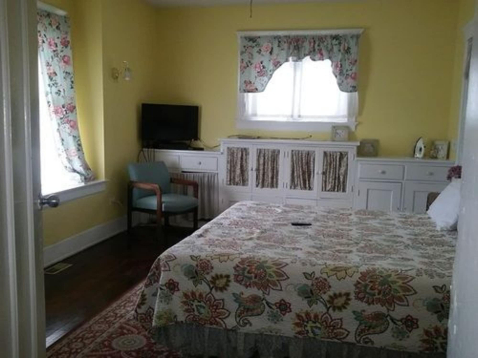 Bedroom 3, Six Acres Bed & Breakfast, Cincinnati