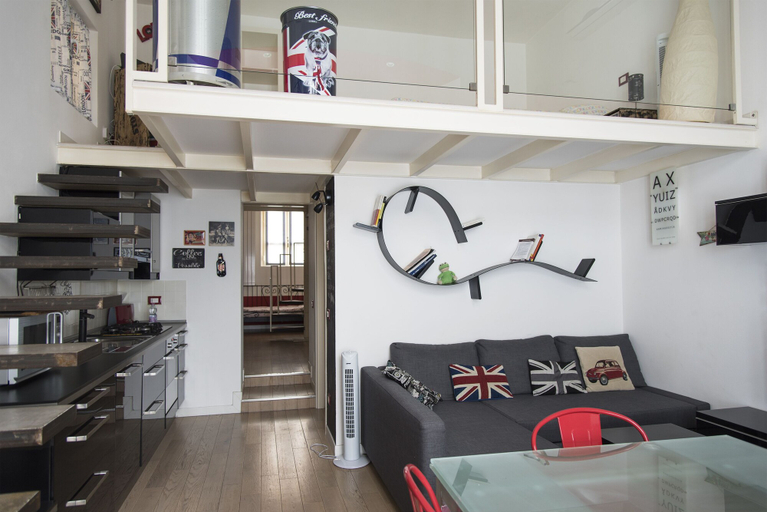 Living area 3, Welcoming Place in Ticinese/Darsena District, Milano