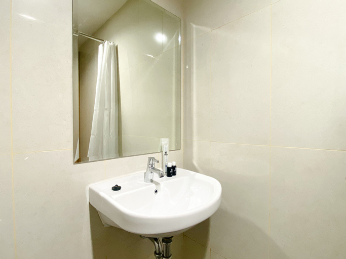 Bedroom 4, Cozy Stay Studio Apartment at Gateway Park LRT City Bekasi By Travelio, Bekasi