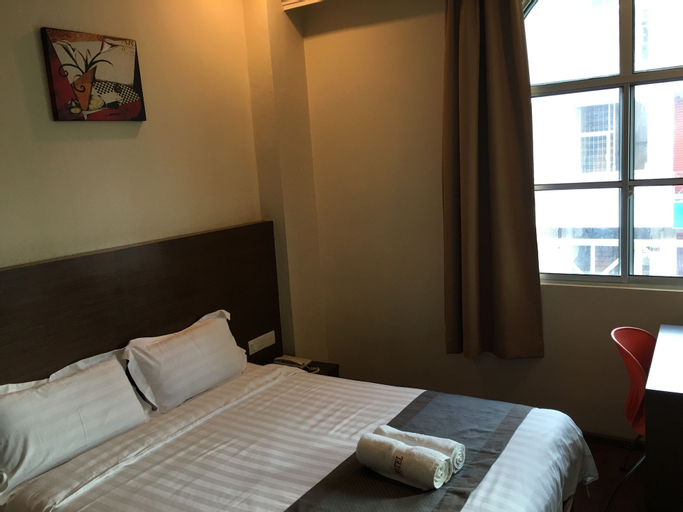 Bedroom 12