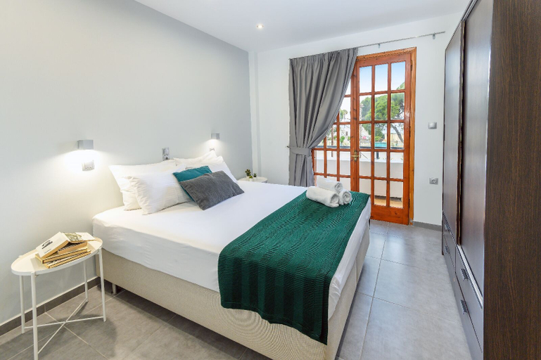 Bedroom 3, Jonathan City Apartments, South Aegean