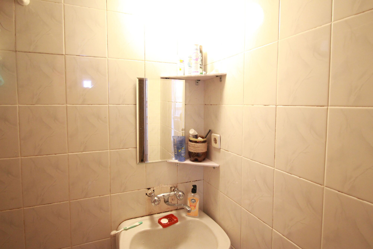 Bathroom, Sheni Hostel, Tbilisi