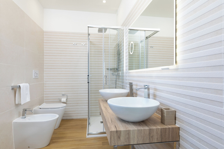 Bathroom 5, Lu' Hotel Porto Pino, Carbonia-Iglesias