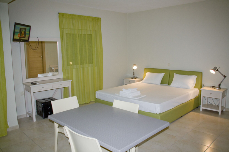 Bedroom 3, Fournia Village, West Greece