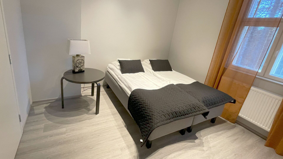 Bedroom 2, Kuukkeli Ivalo Airport Inn, Lapland
