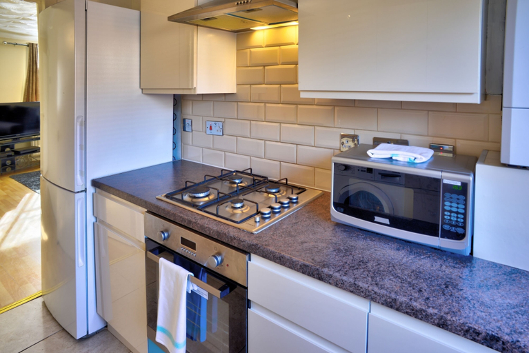 Others 4, London Excel 3bed House Sleeps 6 - Car Park for 2, London