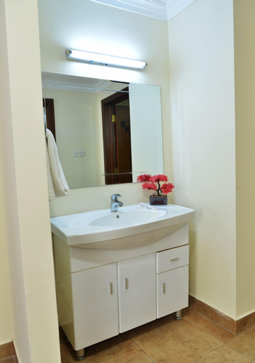 Bedroom 4, Pearl Bahrain Suites, Manama