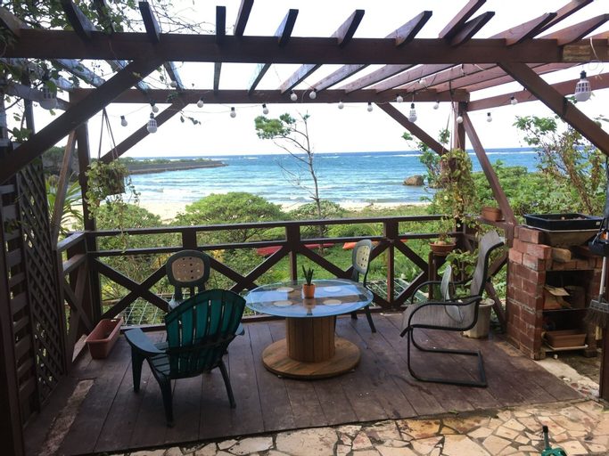 Beach Lodge 1 & Private Beach, Onna