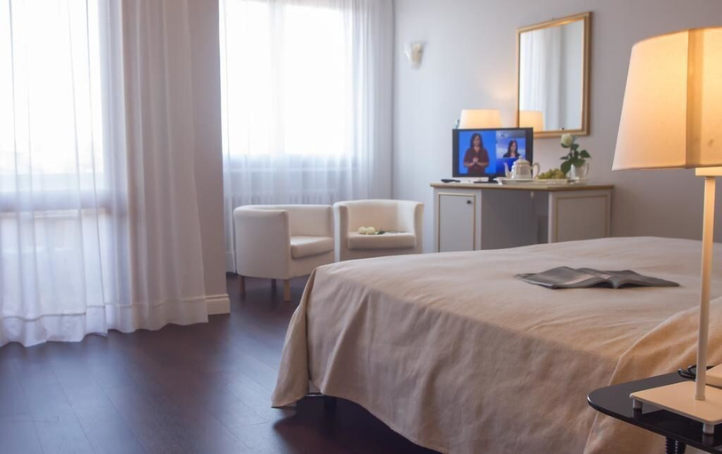 Bedroom 3, Hotel Principe Terme, Padua