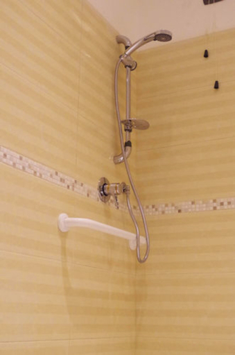 Bathroom 5, Hotel Centrale, Milano