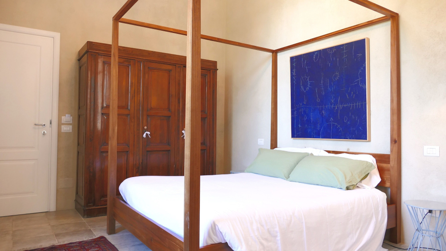 Bedroom 5, White Lilac romantic B&B adults only, Novara
