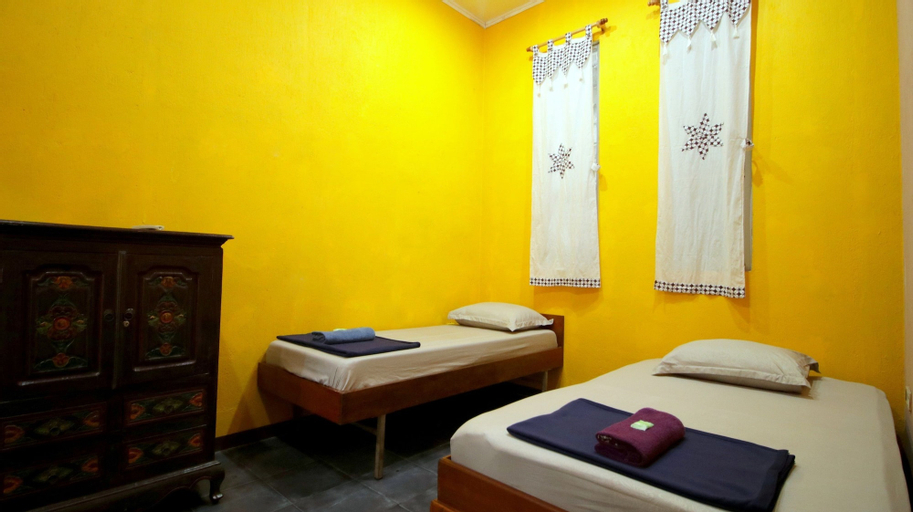 Bedroom 2, D'Java Homestay Unit Ambarrukmo 2 By The Grand Java, Sleman