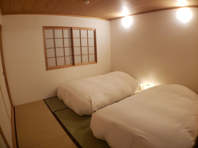 Bedroom 2, Solii, Ishikari