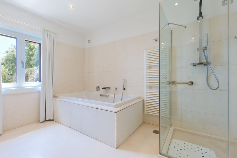 Bathroom 4, Villa Piedimonte, Salerno