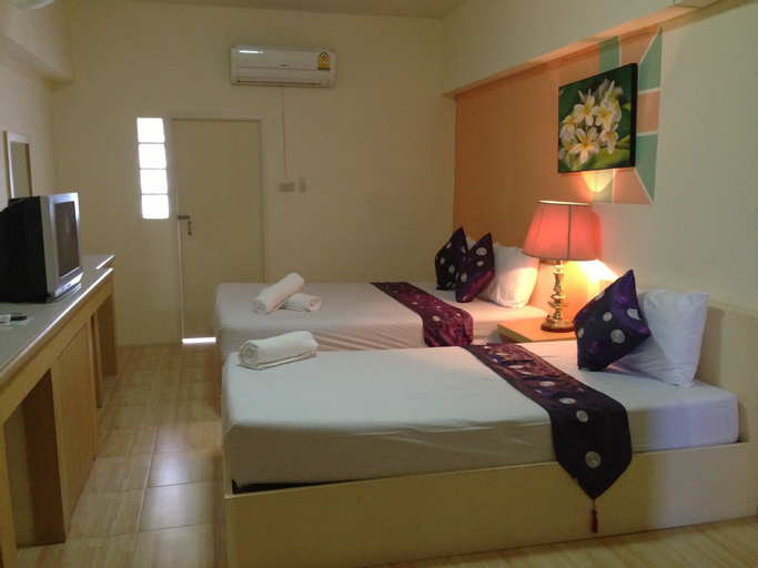 Bedroom 3, Casa Narinya Hotel at Suvarnabhumi Airport, Bang Plee