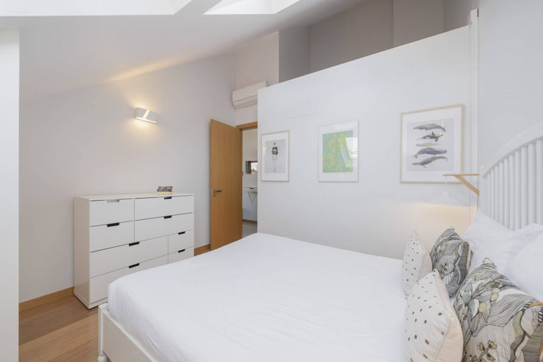 Bedroom 3, Comboio II by An Island Apart, Funchal
