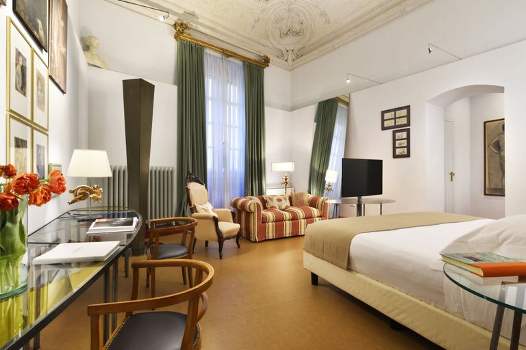 Bedroom 3, Leone Blu Suites | UNA Esperienze, Florence
