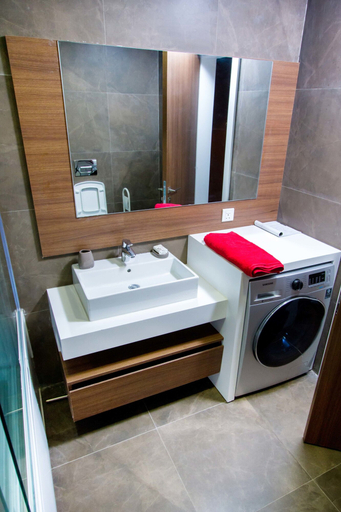 Bathroom 4, PLS Apartments - Cantonments, Accra