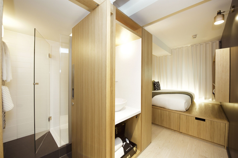 Bathroom 5, Wilde Aparthotels, London, Covent Garden, London