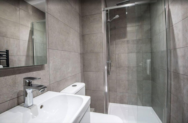 Bathroom, The Barrington at 52 Old Elvet, Durham