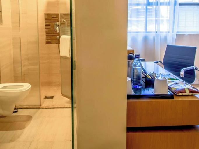Bathroom, Prideinn Azure Hotel Nairobi 7, Dagoretti North
