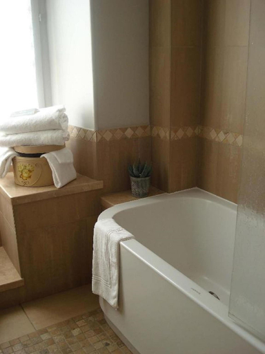 Bathroom 4, Château de Pray, Indre-et-Loire