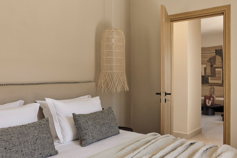 Bedroom 4, Naxian Rhapsody, South Aegean